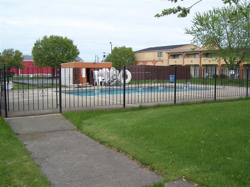Red Roof Inn Niagara Falls Exterior photo